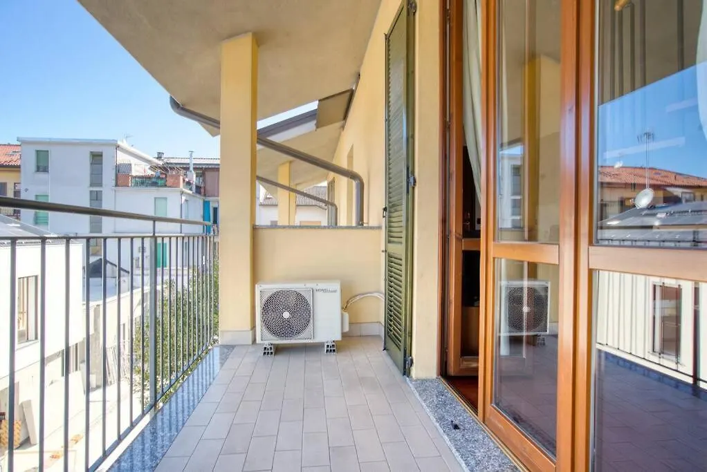 Apartament Caseospitali - Casa Niden Il Tuo Nido A Cernusco Vicino Alla Metro 2Pax Cernusco Sul Naviglio